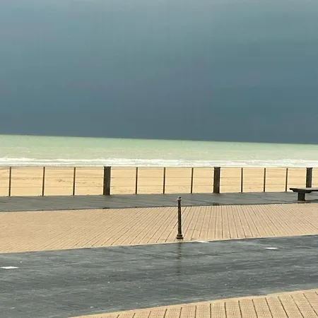 Apartment Spacious With Sea View *